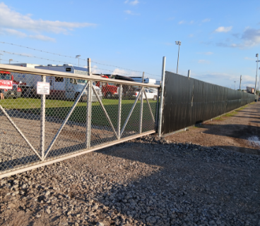 Commercial Fencing Example